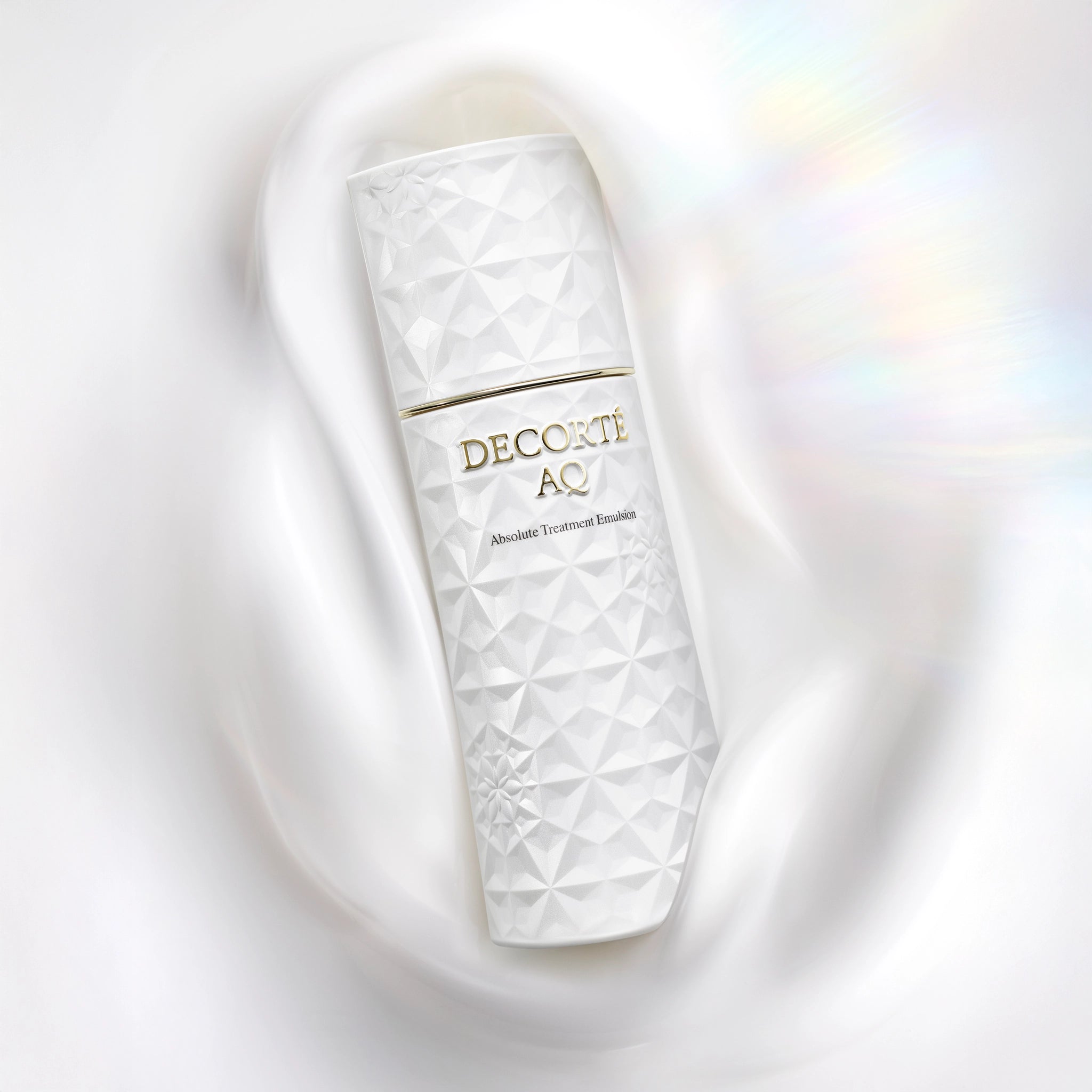 DECORTÉ AQ Soin Absolu Émulsion Micro-Éclat