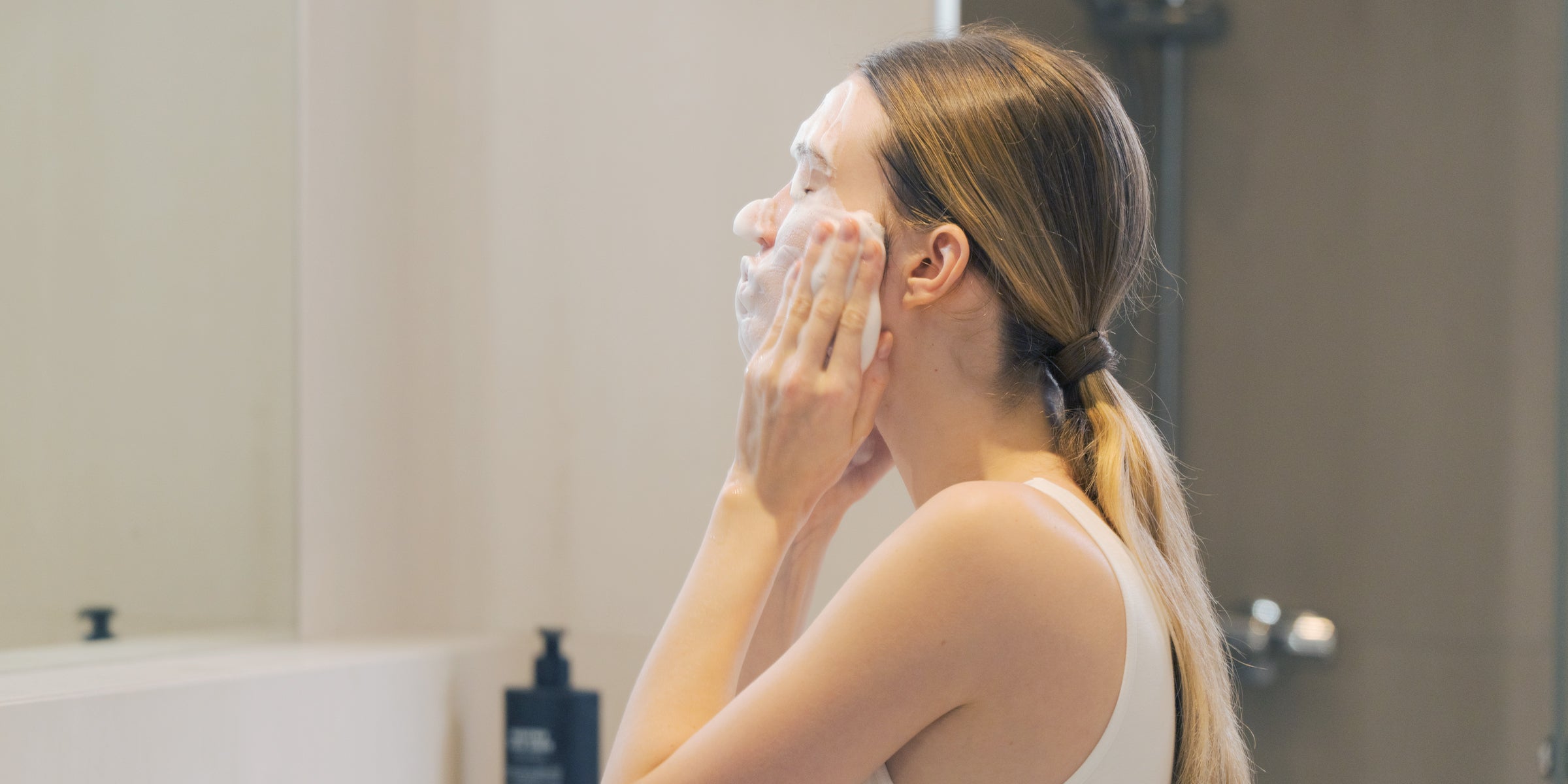Le secret beauté japonais : et si tout commençait par le nettoyage du matin ?