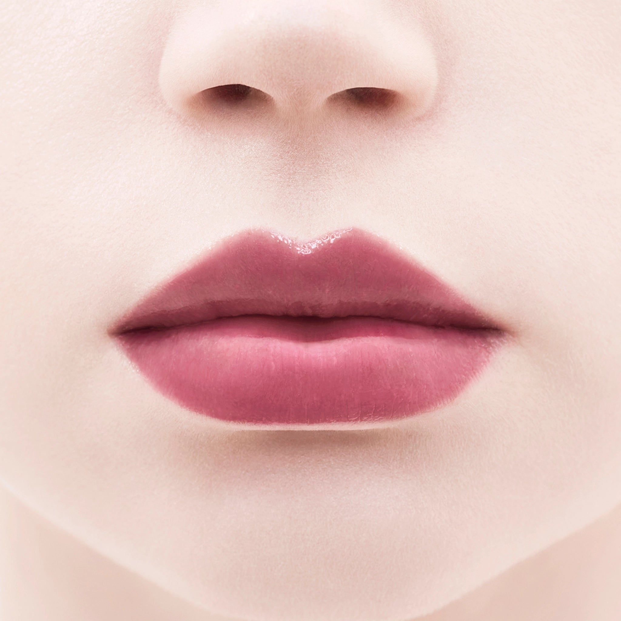 DECORTÉ Soin Hydratant et Repulpant pour les Lèvres à l'Acide Hyaluronique