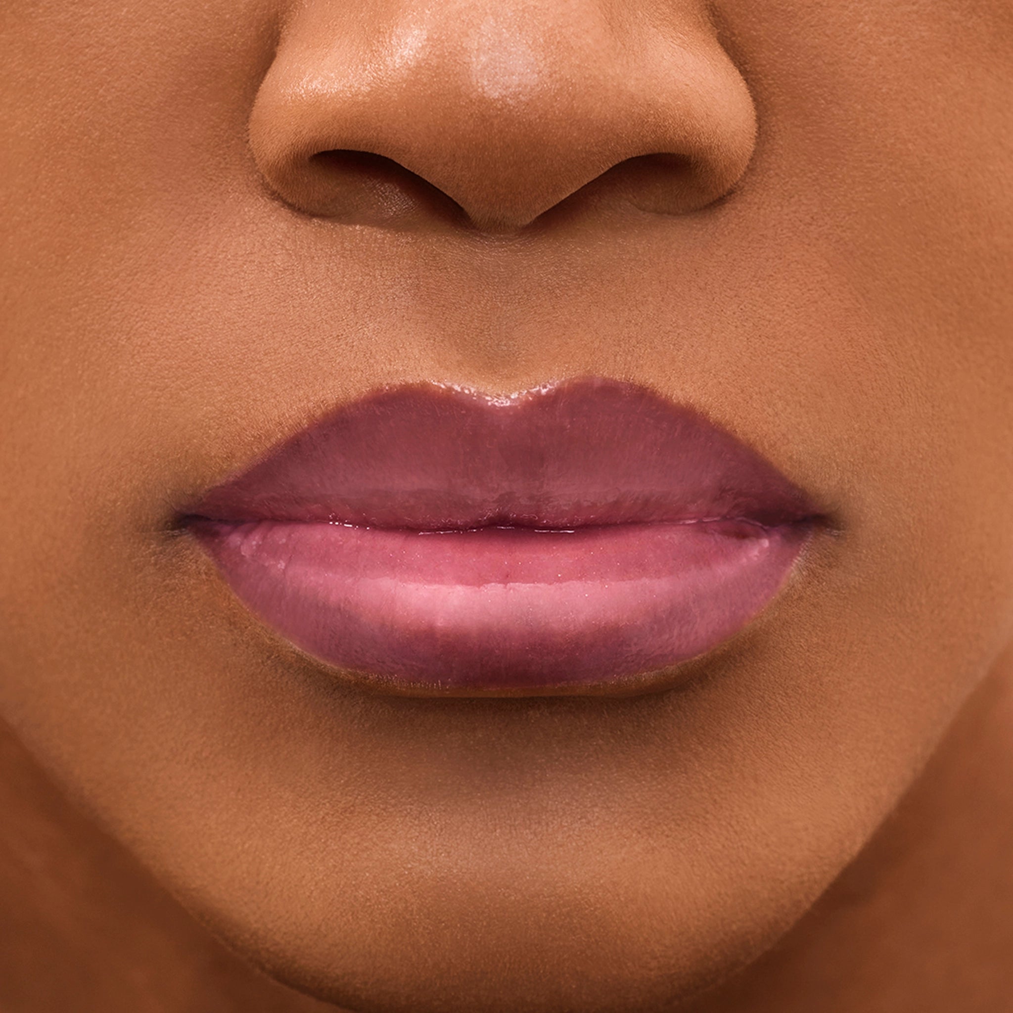 DECORTÉ Soin Hydratant et Repulpant pour les Lèvres à l'Acide Hyaluronique